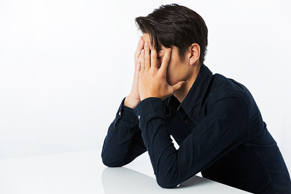 入社した会社がヤバいので頭を抱えている人