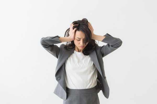 やばい会社に入社してしまい悩んでいる人